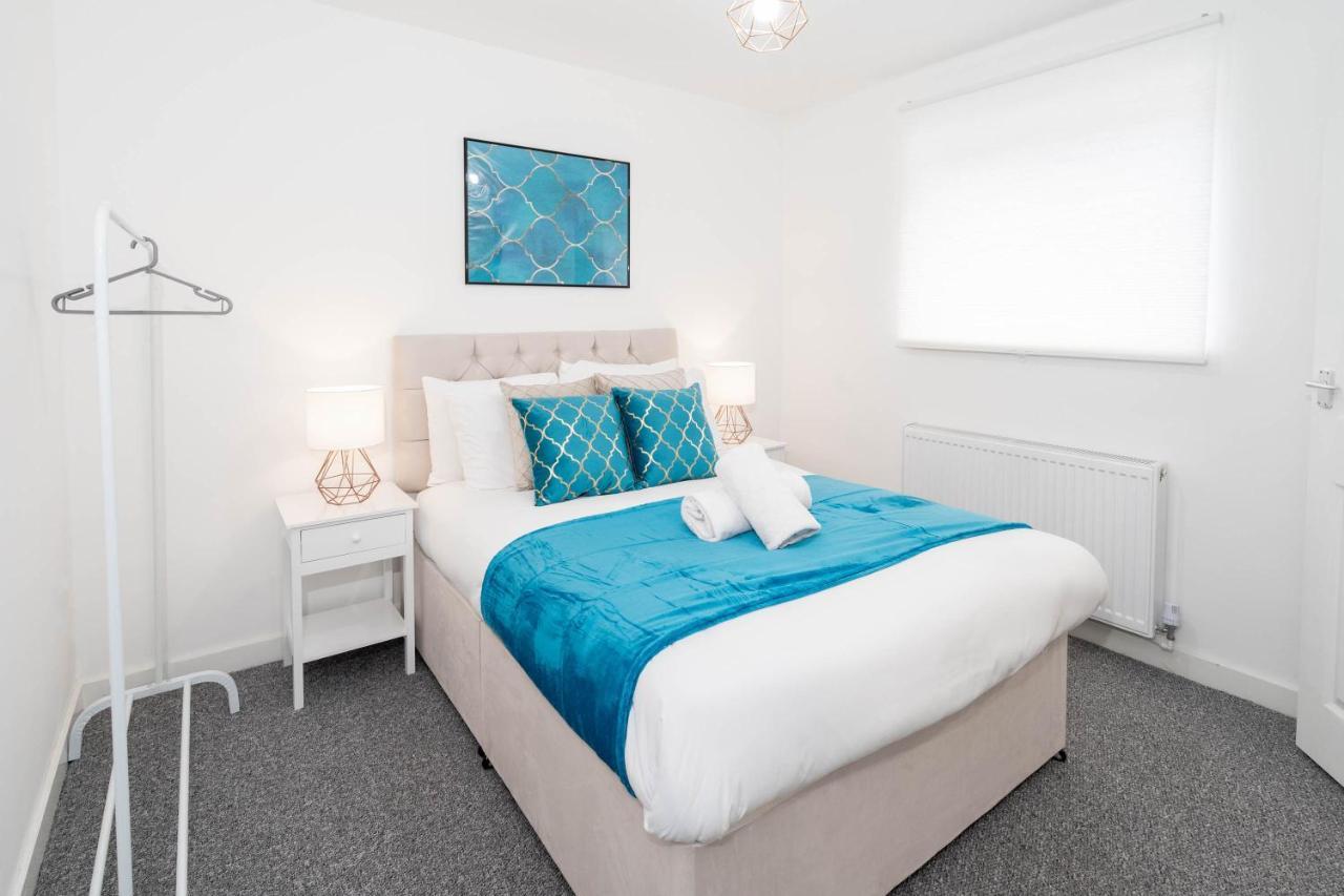 Two Bedroom Apartment - En Suites - Smart Tv'S - Wifi - Netflix - Bearwood Birmingham Exteriör bild