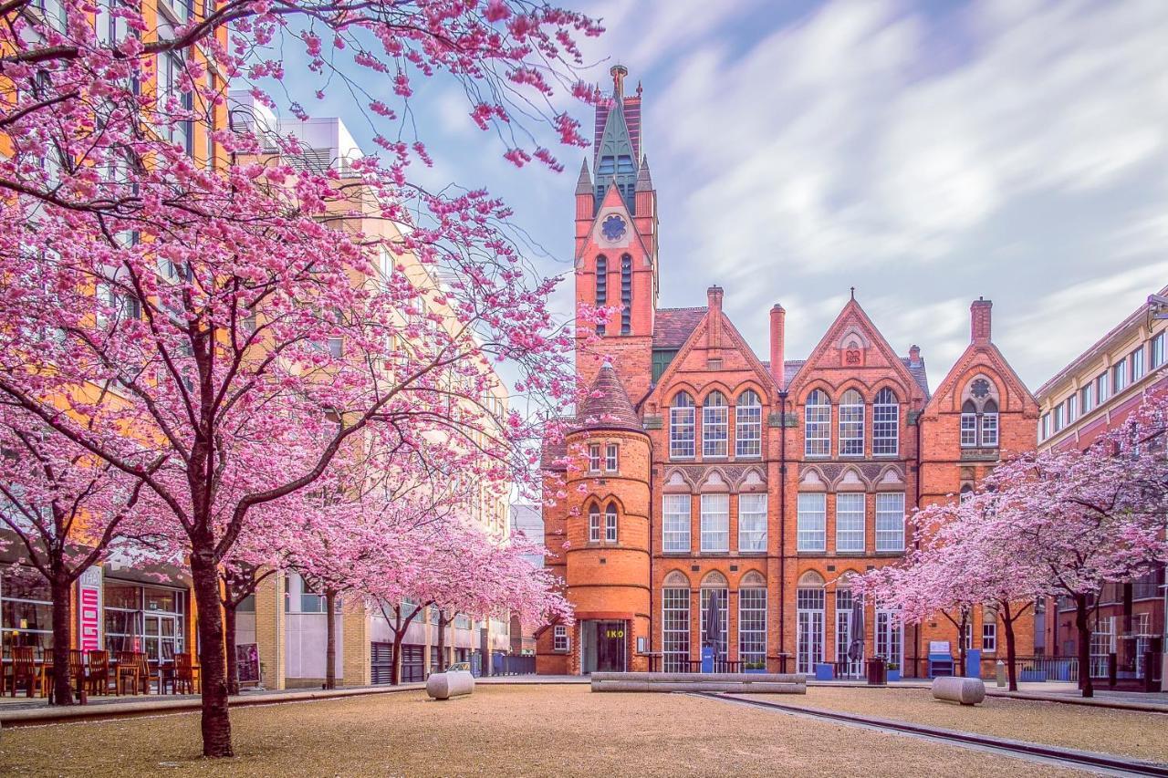 Two Bedroom Apartment - En Suites - Smart Tv'S - Wifi - Netflix - Bearwood Birmingham Exteriör bild